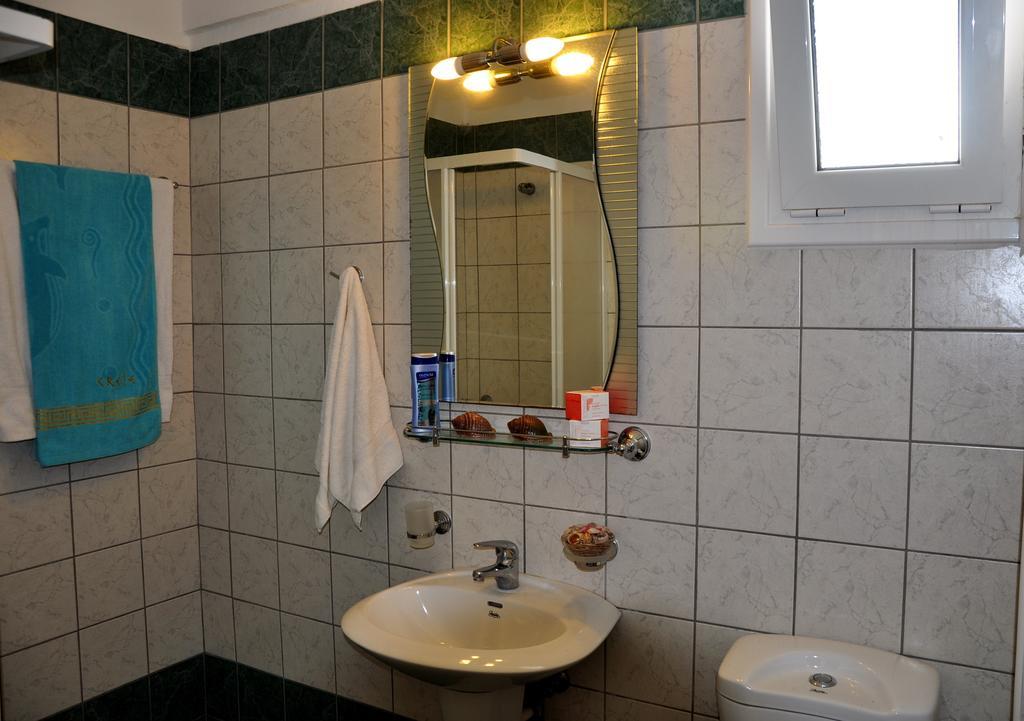 Haris Apartments Hersónissos Extérieur photo