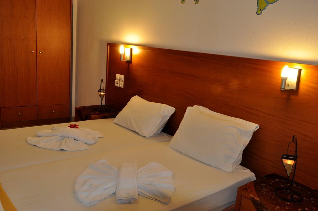 Haris Apartments Hersónissos Extérieur photo