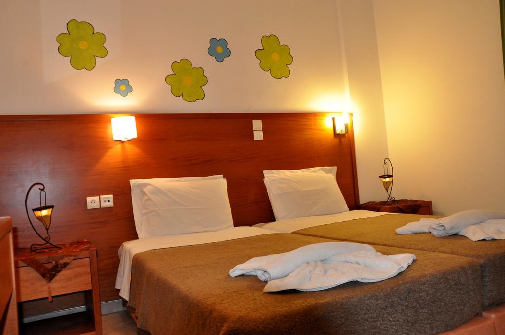 Haris Apartments Hersónissos Extérieur photo
