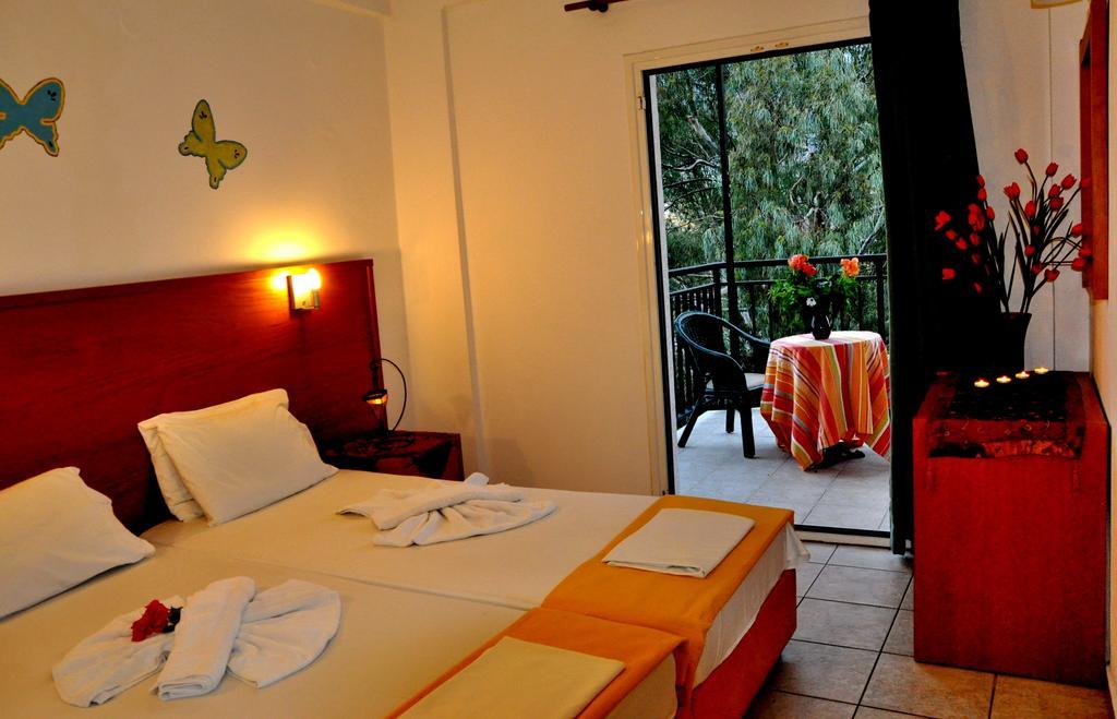 Haris Apartments Hersónissos Extérieur photo