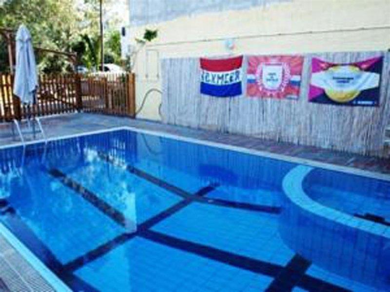 Haris Apartments Hersónissos Extérieur photo