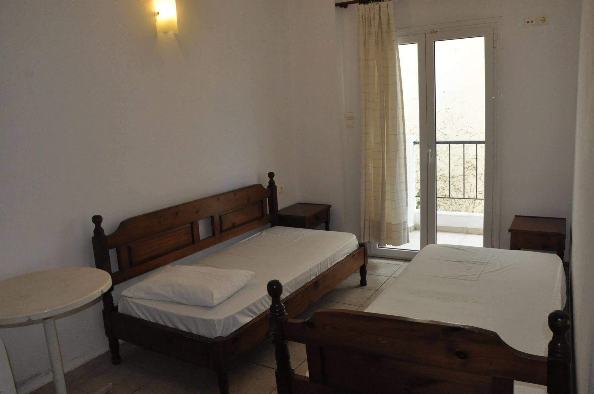 Haris Apartments Hersónissos Extérieur photo