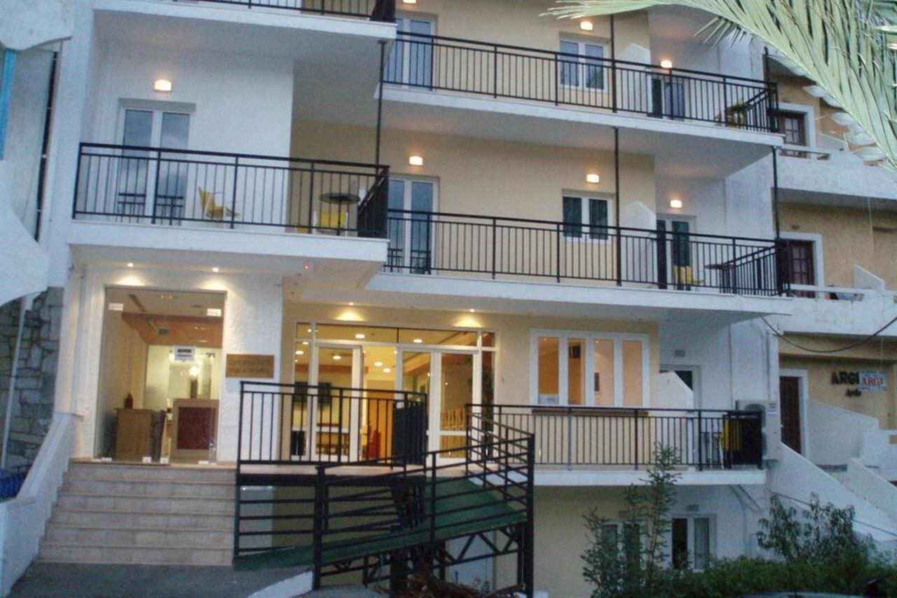 Haris Apartments Hersónissos Extérieur photo