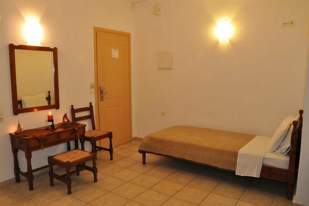 Haris Apartments Hersónissos Extérieur photo